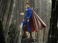 Loading Superman Returns Pics 1 -    1    ...